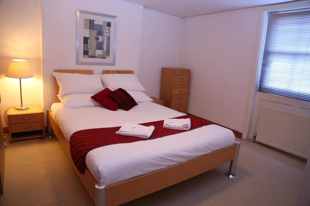 Paddington Southwick Street Apartments Лондон Номер фото