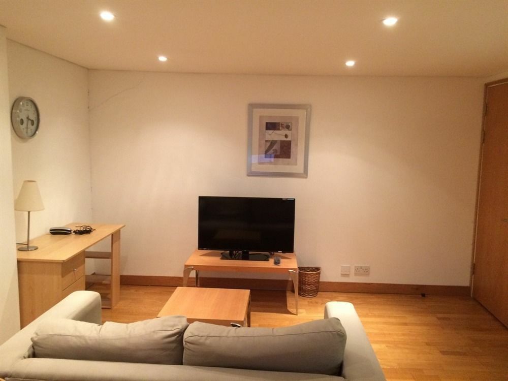Paddington Southwick Street Apartments Лондон Экстерьер фото